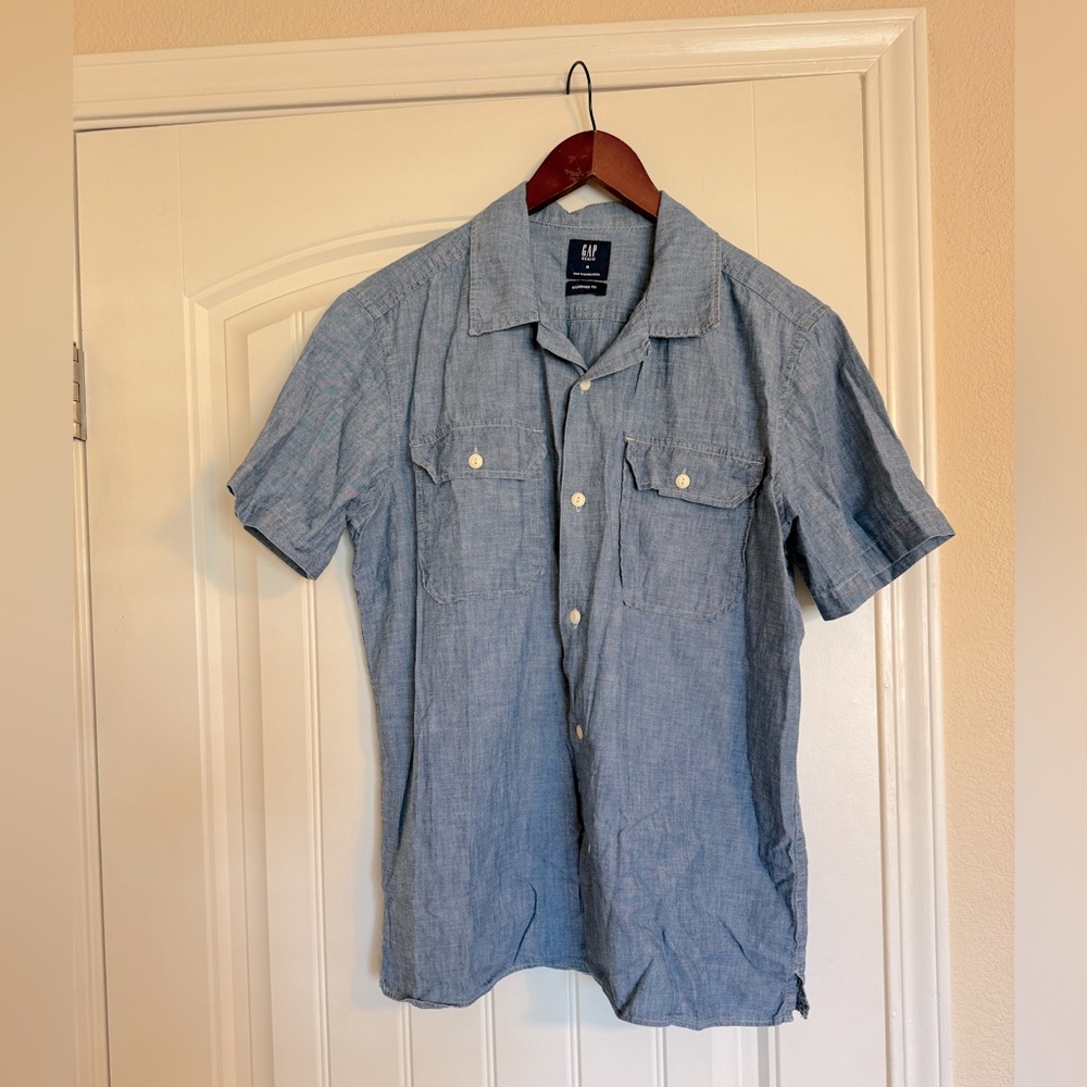 Gap Men’s denim button down